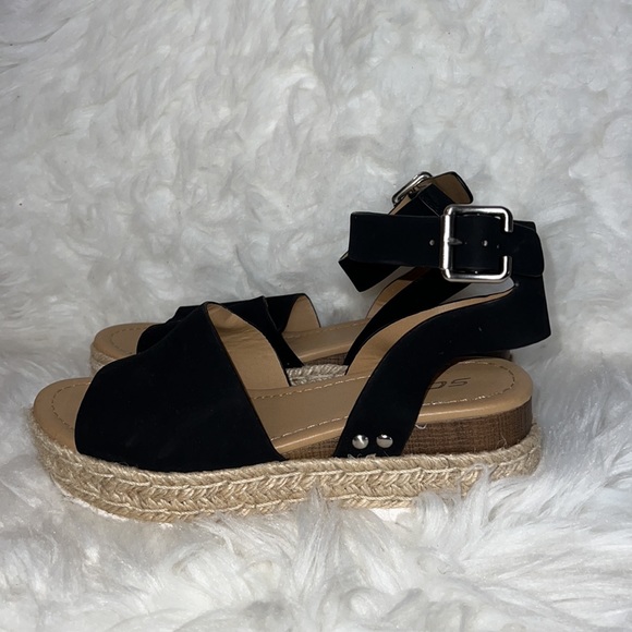 Black Espadrilles - Picture 2 of 4